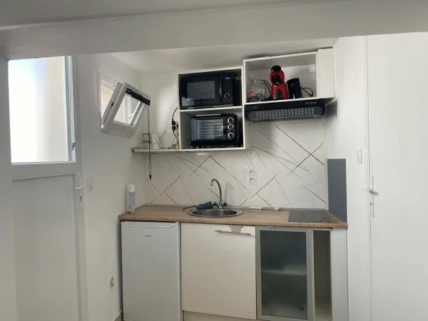 Studio 1 pièce 11 m²