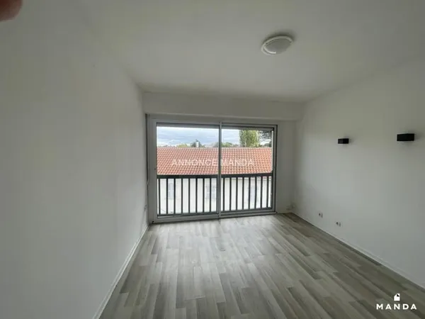 T1 meublé - 14, Rue Gambetta, 40100, Dax, France