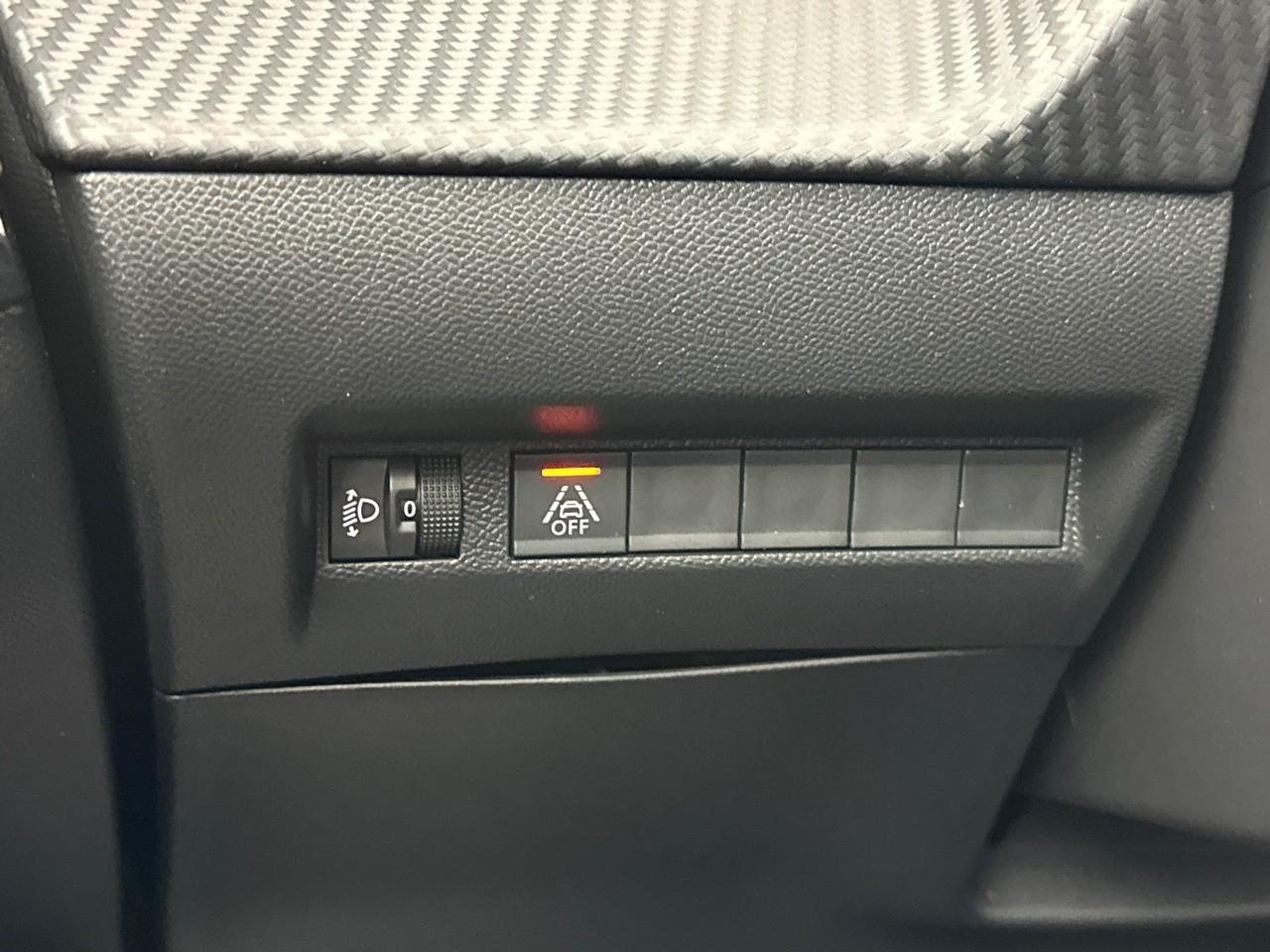 Peugeot 208 puretech 100 s&s bvm6 style — photo 16