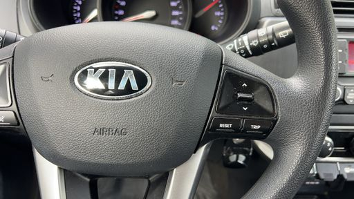 Kia Rio 1.2 85 - Active – 2013 – 139806 km – Essence – Boîte Manuelle — photo 8