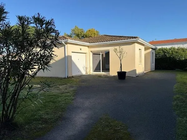 Maison de plain-pied 4 pièces 85 m²