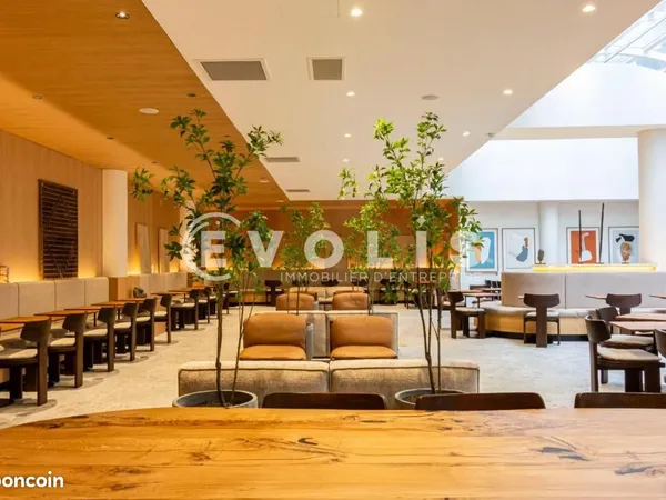 Bureaux 800 m²