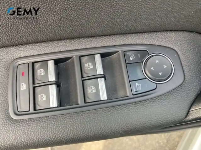 Renault Captur tce 90 - 21 — photo 12