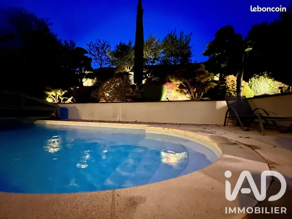 Propriété 4 pièces 97 m²