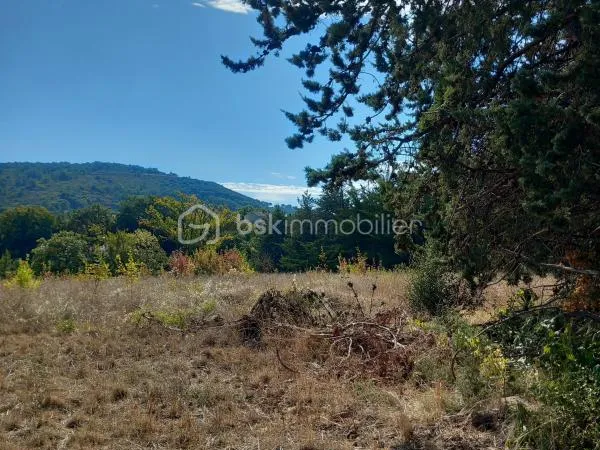 Terrain en individuel 457 m²