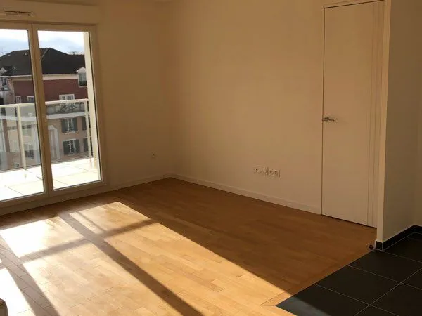 T3 lumineux 61 m² avec balcon - Alfortville - 6e étage