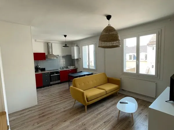 ➡️ Chambre meublée dans colocation conviviale