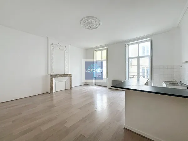 Appartement Blaye 2 pièce(s) 68 m2