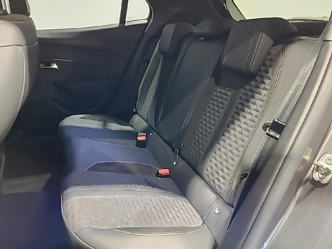 Peugeot 2008 puretech 130 s&s eat8 roadtrip — photo 13