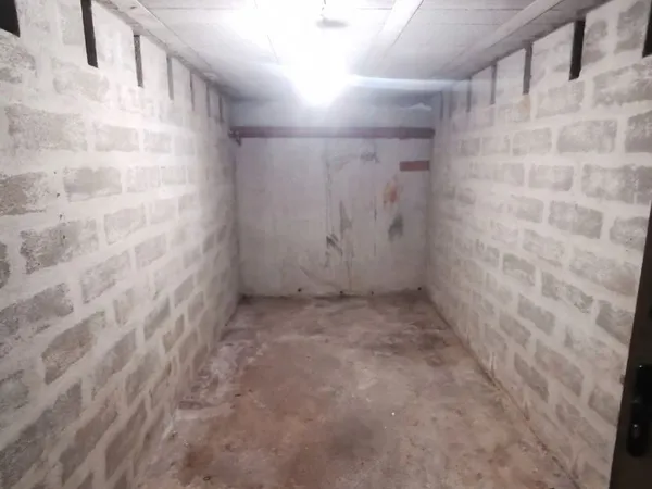 Stockage Location Saint-Laurent-du-Var 12m² 90€