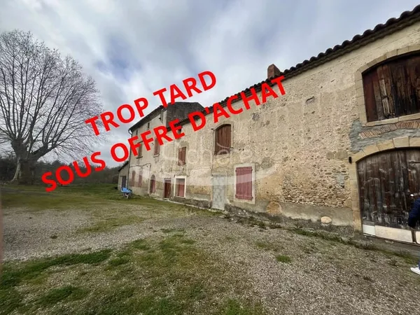 corps de ferme sur plus de 3000m² de terrain