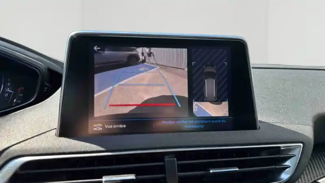 Peugeot 5008 puretech 130ch s&amp;s bvm6 — photo 16