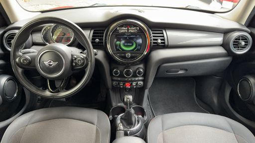 Mini Mini 1.5 Cooper 136 - Chili – 2017 – 58975 km – Essence – Boîte Manuelle — photo 33