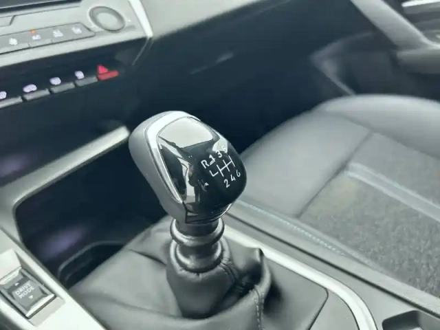 Peugeot 308 bluehdi 130ch s&amp;s bvm6 — photo 14