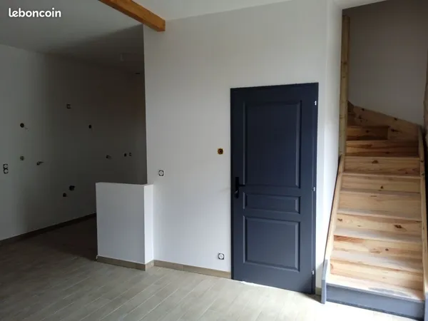 Maison T3 avec cours (en cours de finition)