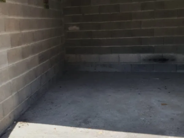 Loue parking - 16m²