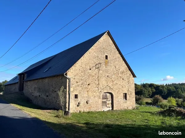 Grange 2 pièces 500 m²