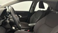Toyota Yaris 116h Dynamic 5p MY22 — photo 12