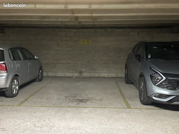 Parking à louer. Colombes mairie