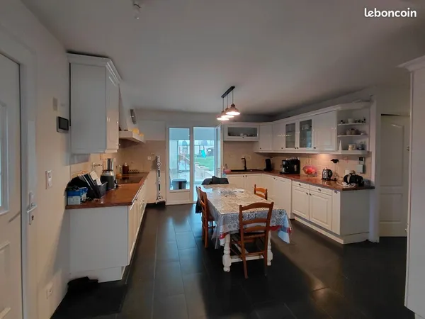 Maison avec jardin