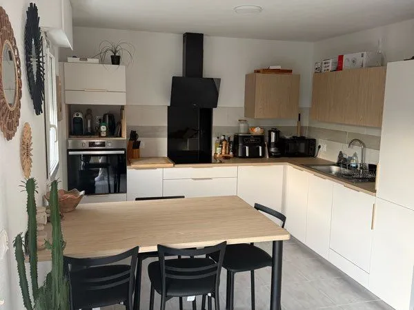 Appartement T3 de 58 m² rénové à neuf - Auray - 866 CC