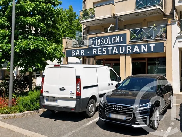 Local 250 m²