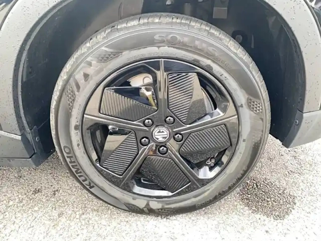 Mg Mgs5 ev 49kwh - 125 kw 2wd — photo 11