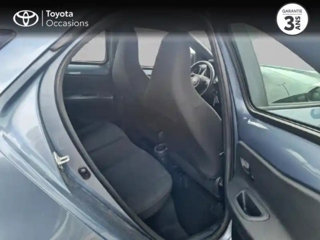 Toyota Aygo x 1.0 vvt-i 72ch dynamic s-cvt my24 — photo 7