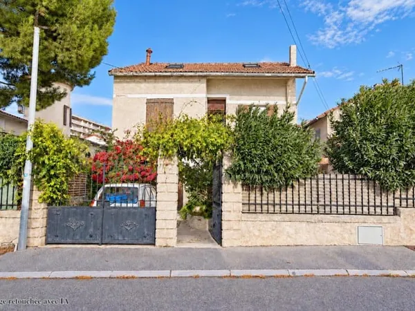 Maison T5 ou T7 à rénover garage Lotissement sécurisé BARRY 13009 Marseille
