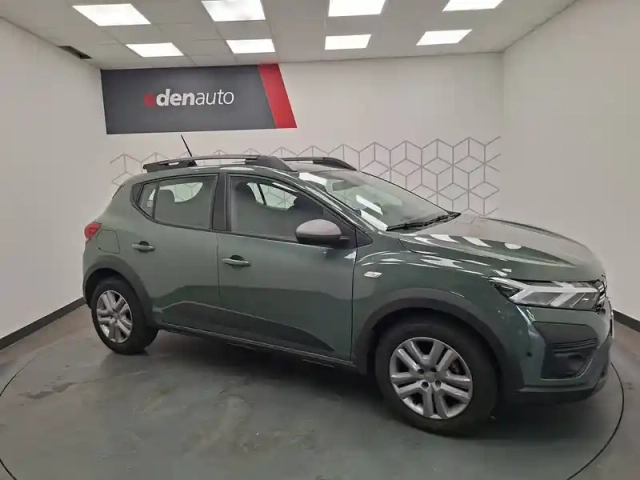 Dacia Sandero tce 110 — photo 13