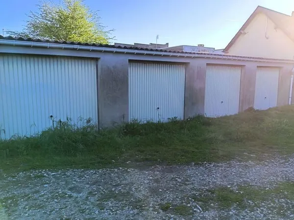 Terrain 944 m²