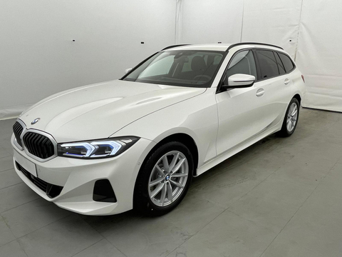 BMW Touring 318i 156 ch BVA8