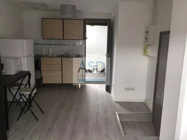 Studio 1 pièce 19 m²