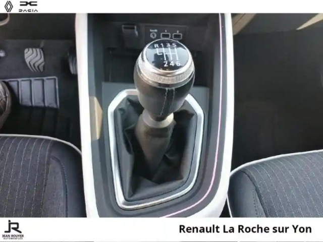 Renault Clio 1.0 tce 90ch techno — photo 6