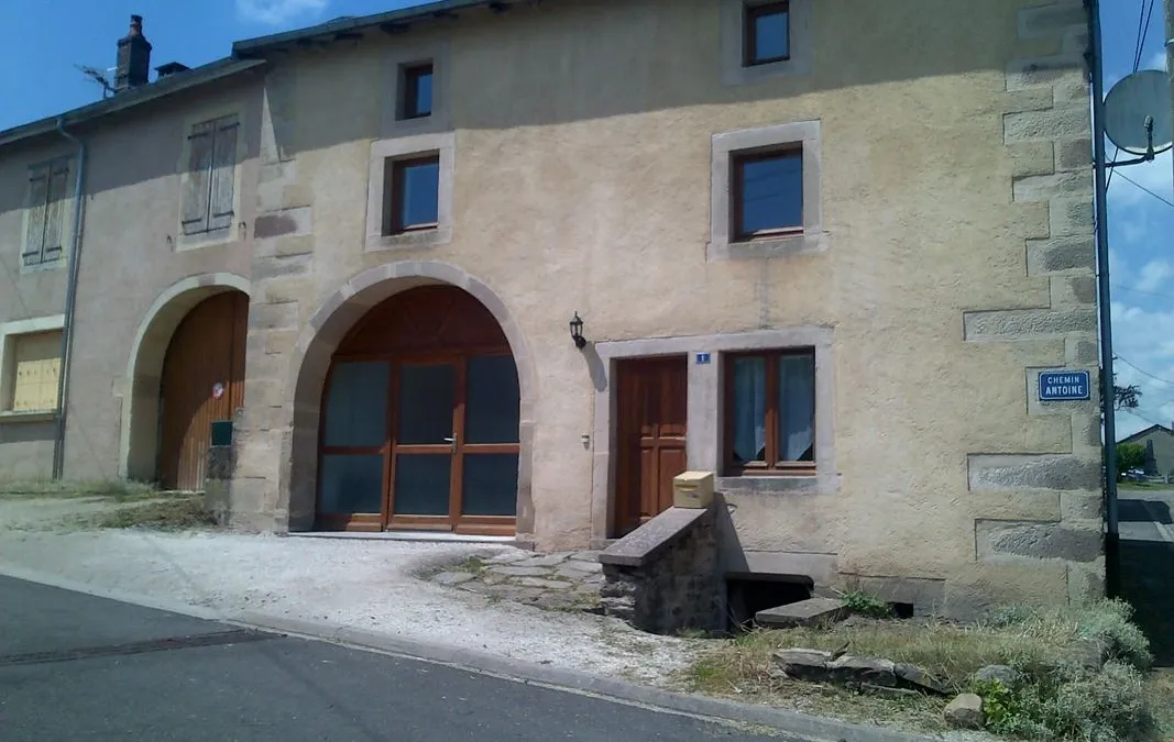 Photo 3