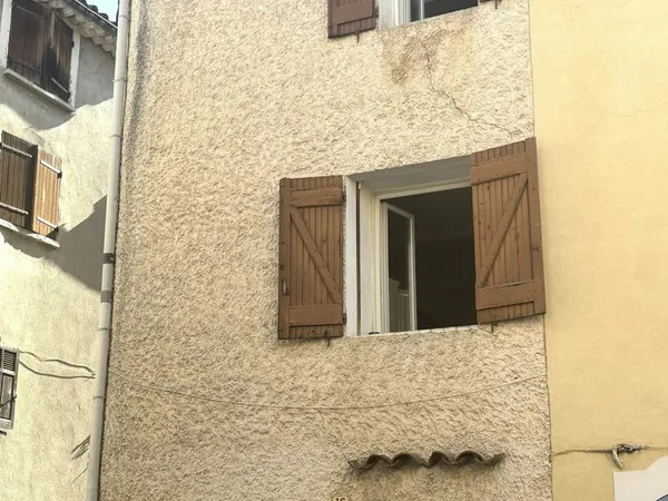 Maison de village T3 à rénover 49 m2