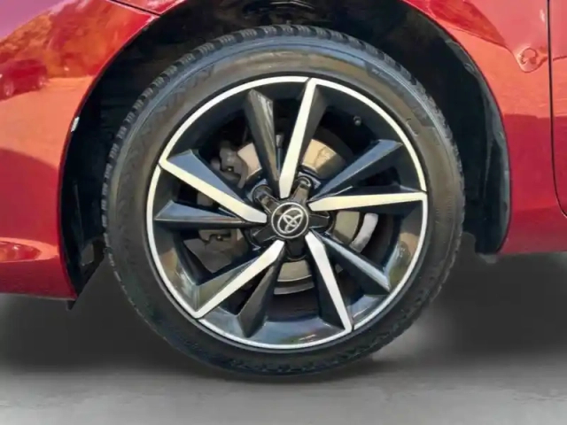 Toyota Auris 1.2 turbo 116ch collection — photo 11