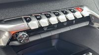 Peugeot 3008 1.2 PureTech 130ch S&S Roadtrip EAT8 — photo 15