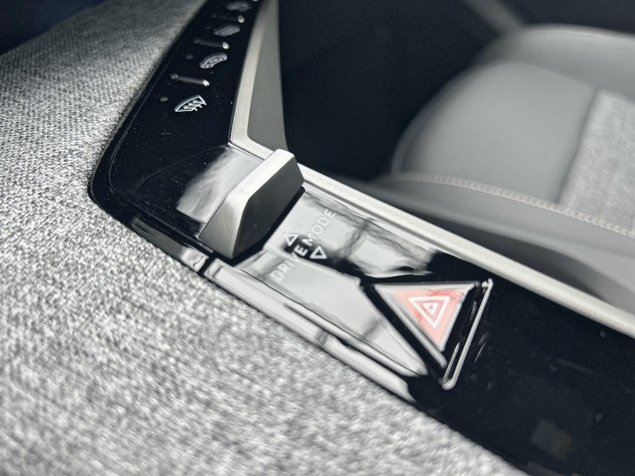Peugeot 3008 hybrid 145 e-dcs6 allure — photo 22