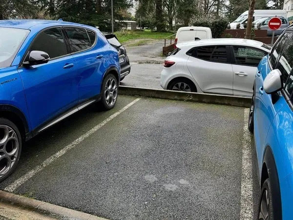 Parking 11 m²