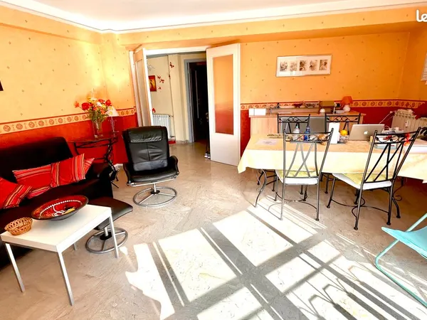 Appartement 3 pièces - Le Cannet - 68 m2 - 190 000 euros