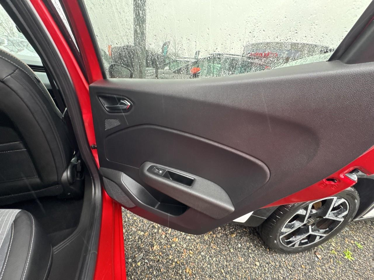 Renault Clio tce 90 ch gsr2 techno — photo 16