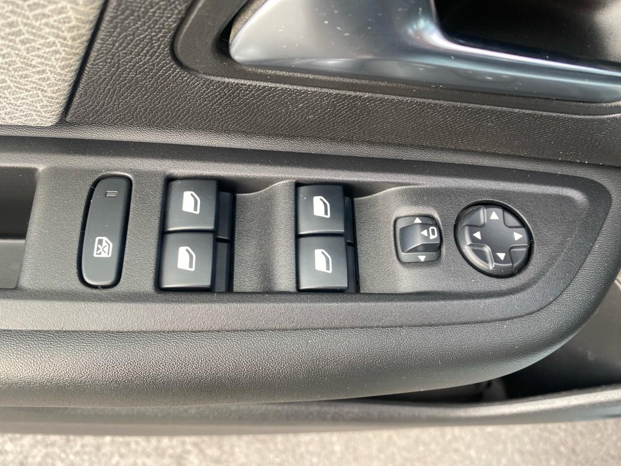 Citroën C4 bluehdi 110ch s&s feel pack — photo 12