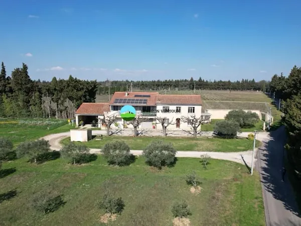 Maison 10 pièces 230 m²