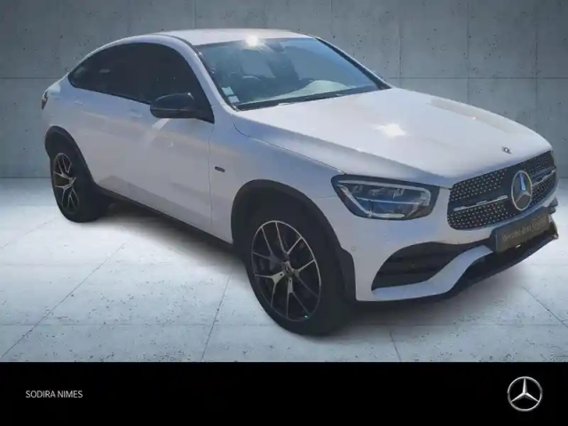 Mercedes Glc coupé 300 de 194+122ch amg line 4matic 9g-tronic — photo 3