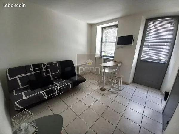 Studio 1 pièce 16 m²