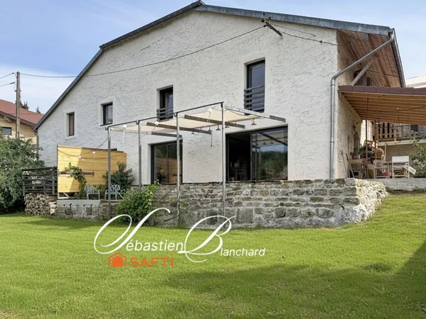 Maison de caractère avec gîte attenant - 223 m² - Charix