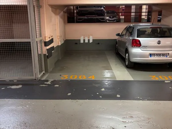 Garage à louer