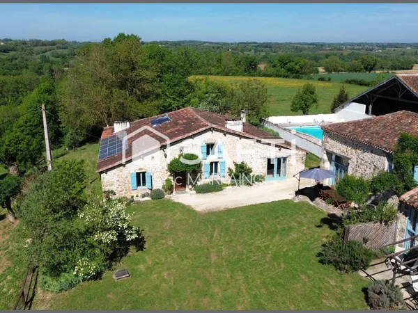 Domaine d'exception avec gîtes sur 4 ha