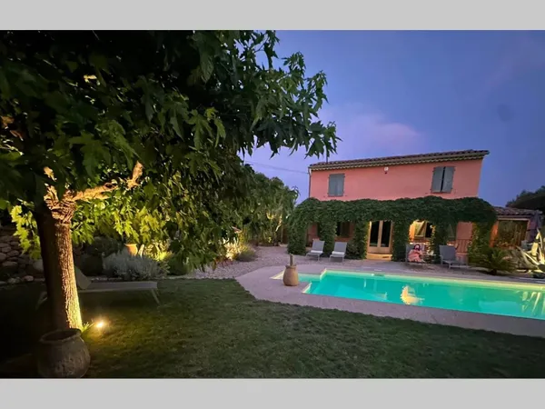 Cotignac Villa De Charme Avec Appartement Independant